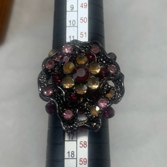 Rhinestone Victorian Bohemian Black Plated Floral Adjustable Band Ring - Picture 3 of 7